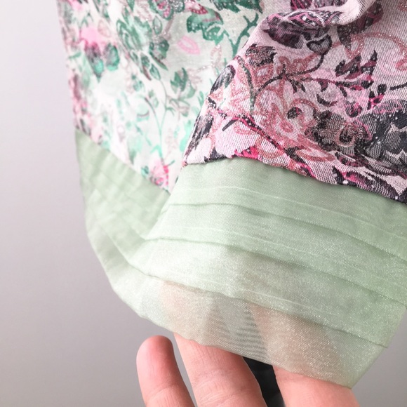 JOY LUCK embroidered mini cheongsam dress - Picture 6 of 7